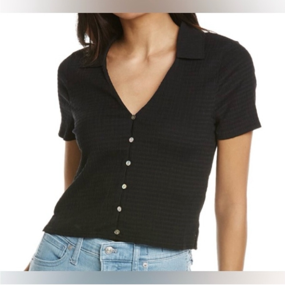 Madewell Jandra Crinkled Y-Neck Button-Down Shirt. Color: True Black Medium